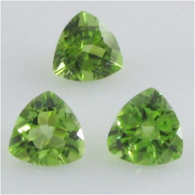 1 Peridot trillion loose cut gemstone (N) 6mm  CLOSEOUT